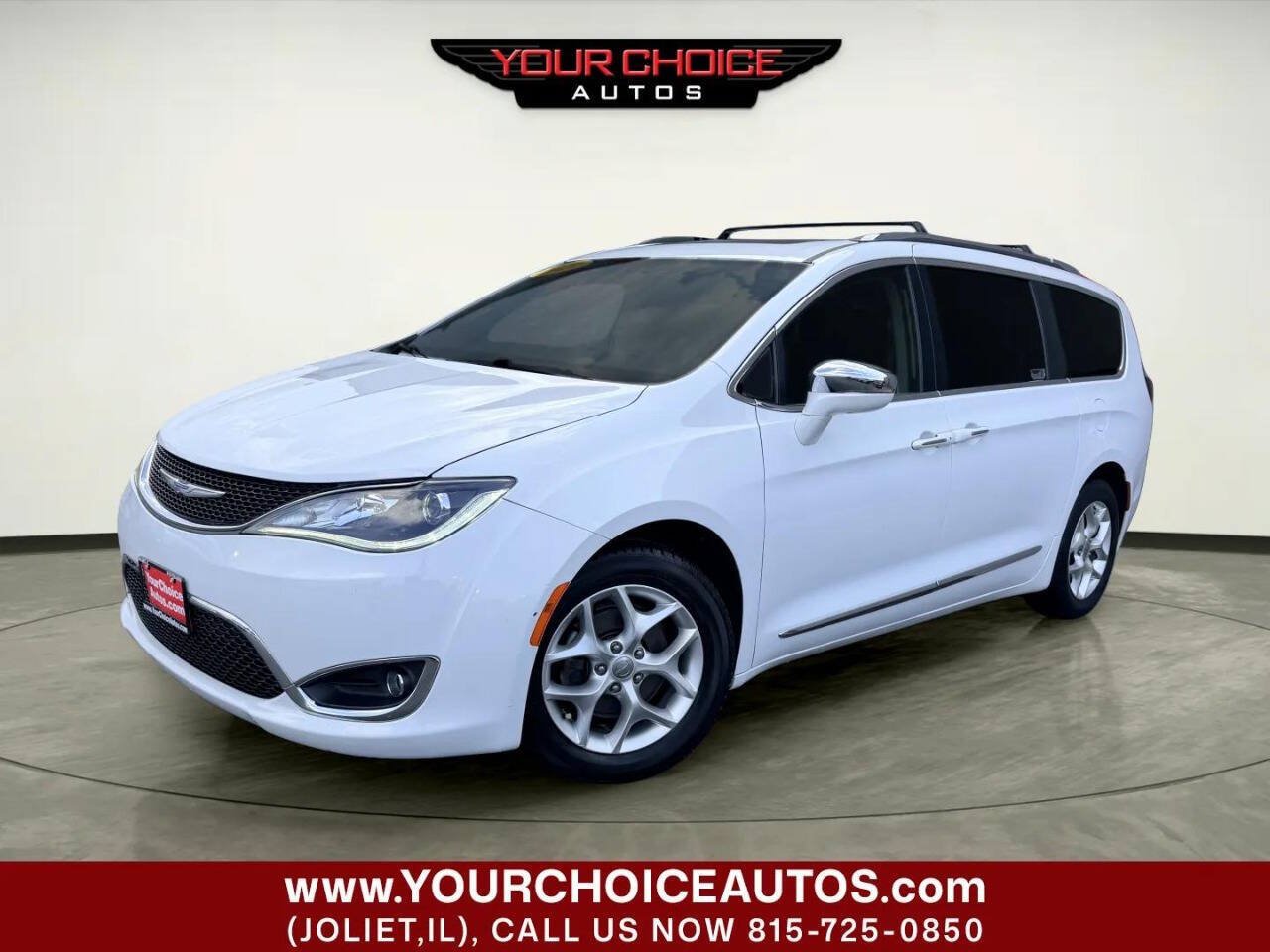 Used 2020 Chrysler Pacifica Limited FWD image 1