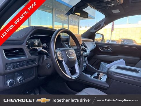 Used 2022 GMC Yukon XL SLT w/ SLT Premium Package image 20