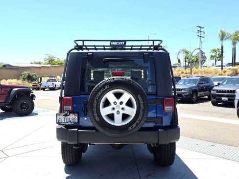 Used 2010 Jeep Wrangler Sport AWD/4WD image 4