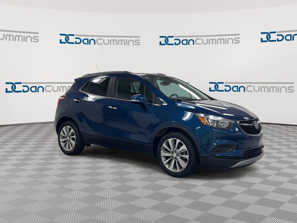 Used 2019 Buick Encore Preferred FWD image 2