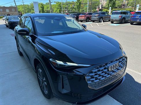 Used 2025 Audi Q5 Premium w/ Convenience Package AWD/4WD image 16