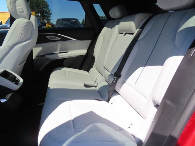 Used 2024 Cadillac Lyriq Sport w/ LPO, Floor Liner Package AWD/4WD image 39