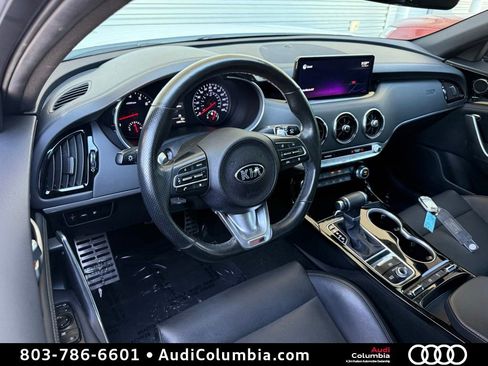 Used 2022 Kia Stinger GT-Line RWD image 2