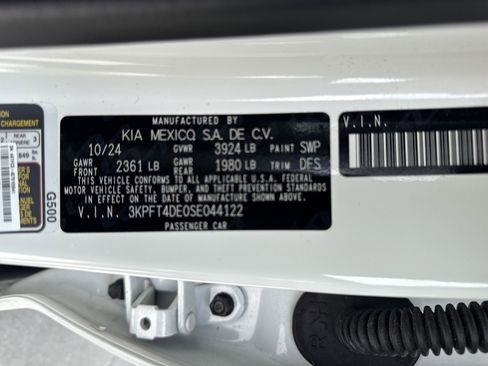 Used 2025 Kia K4 FWD image 32