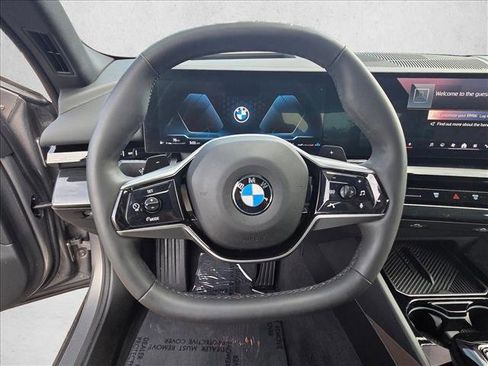 Certified 2025 BMW 530i xDrive AWD/4WD image 20