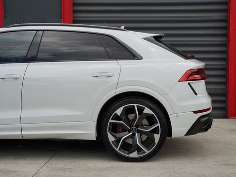 Used 2020 Audi RS Q8 w/ Carbon Optic Package AWD/4WD image 6