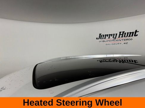 Used 2025 Cadillac XT5 Premium Luxury image 13