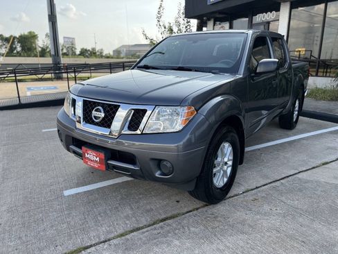 Used 2019 Nissan Frontier SV RWD image 1