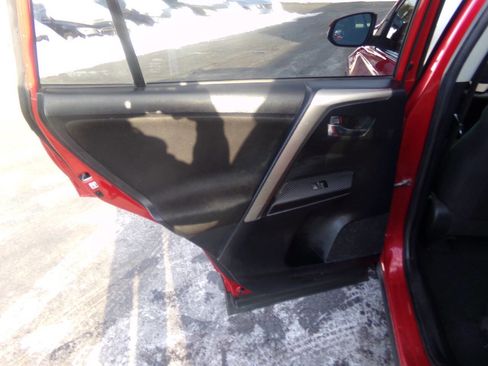 Used 2015 Toyota RAV4 XLE w/ Outdoor Package image 18