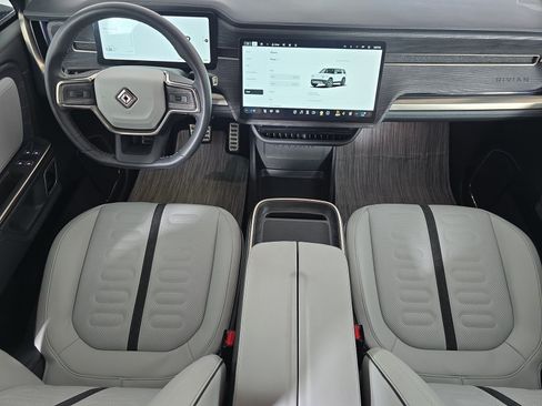 Used 2024 Rivian R1S Adventure AWD/4WD image 27