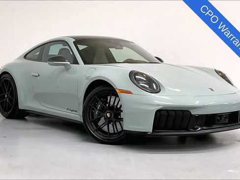 Used 2025 Porsche 911 Carrera 4 GTS AWD/4WD image 36