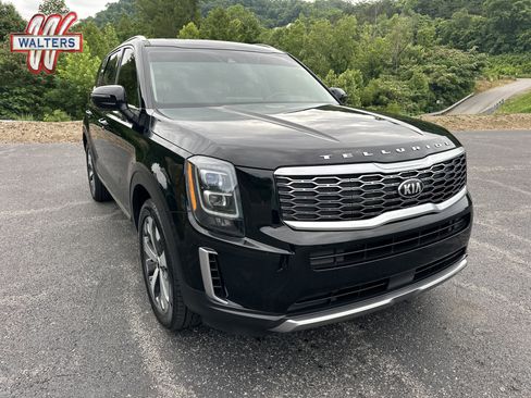 Used 2021 Kia Telluride EX w/ EX Premium Package FWD image 1