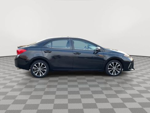 Used 2017 Toyota Corolla SE image 9