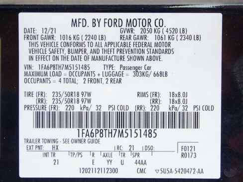Used 2021 Ford Mustang Coupe w/ Equipment Group 101A RWD image 28