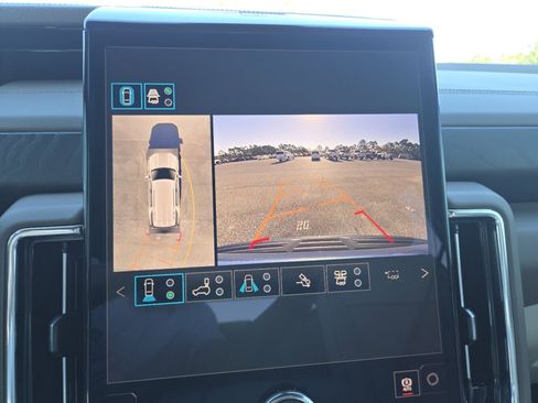 New 2026 GMC Yukon Denali image 11