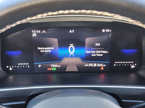 Certified 2024 Volkswagen Tiguan SE image 18