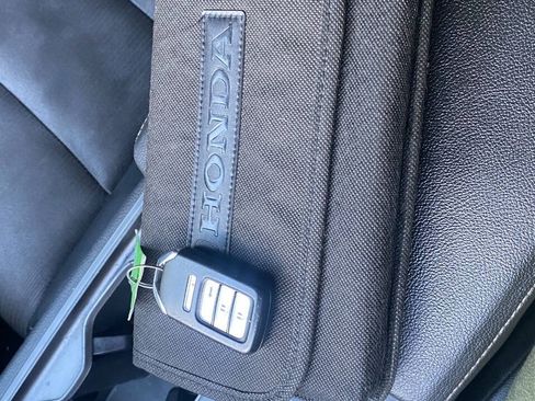 Used 2021 Honda Accord Sport image 17