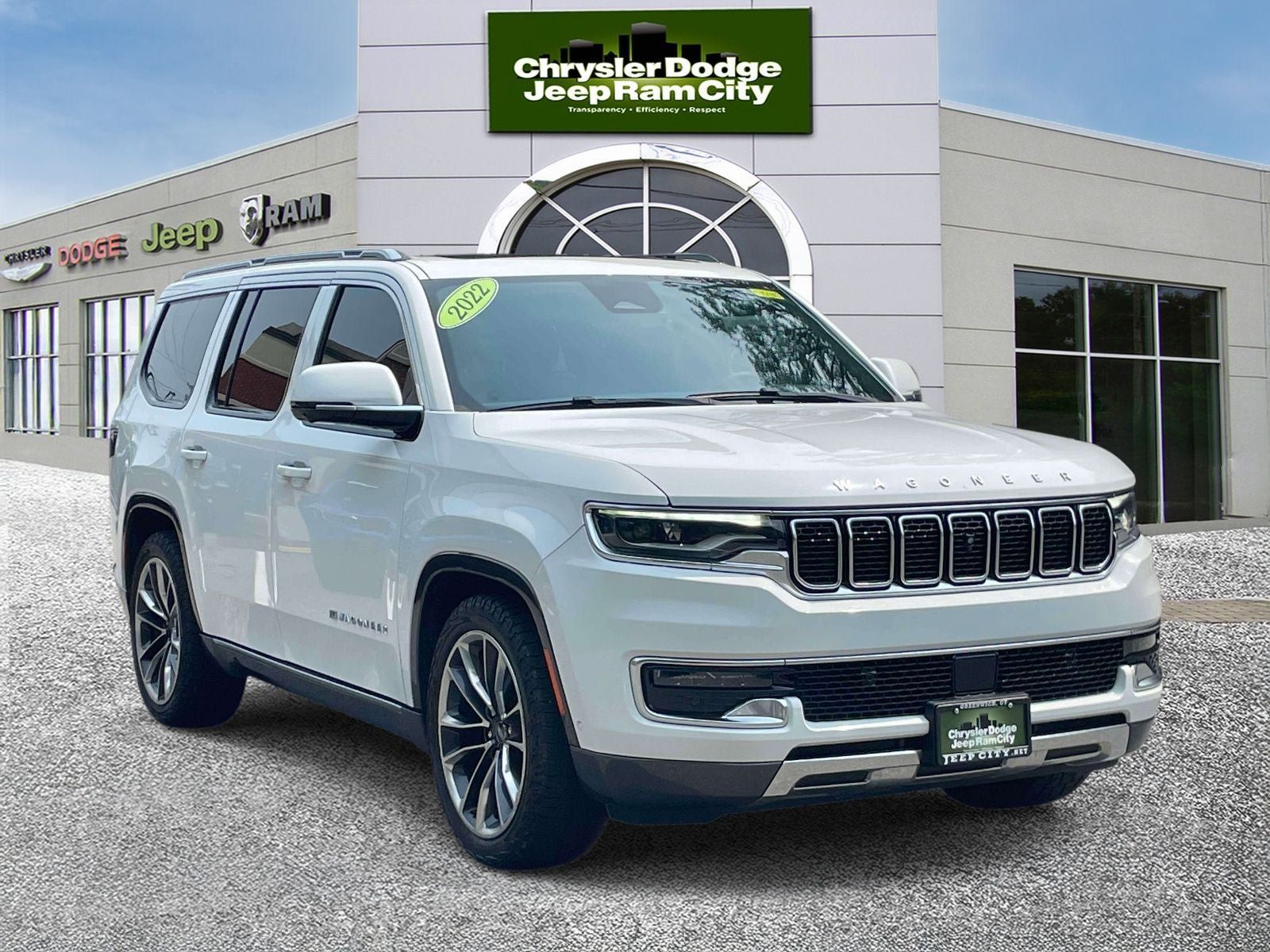 Used 2022 Jeep Wagoneer Series III w/ Premium Group I AWD/4WD image 4