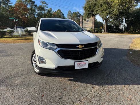 Used 2018 Chevrolet Equinox LT image 36