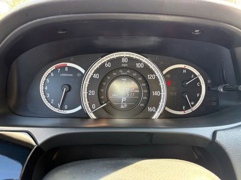 Used 2017 Honda Accord LX image 11