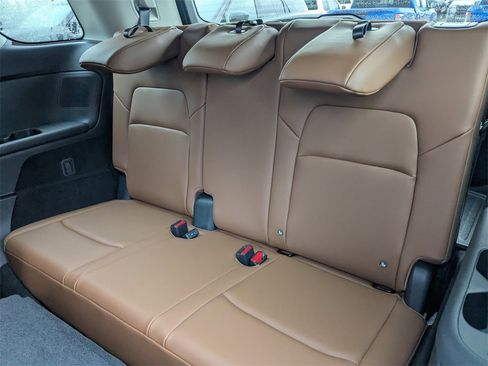 New 2025 Nissan Pathfinder Platinum w/ Cargo Package image 15