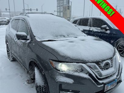 Used 2019 Nissan Rogue SL w/ Premium Package