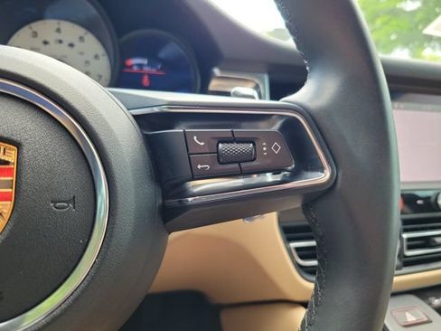 Used 2024 Porsche Macan AWD/4WD image 24