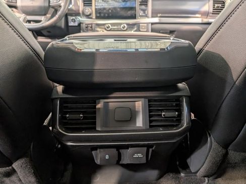 Used 2022 Ford F150 Lariat w/ Max Trailer Tow Package image 25