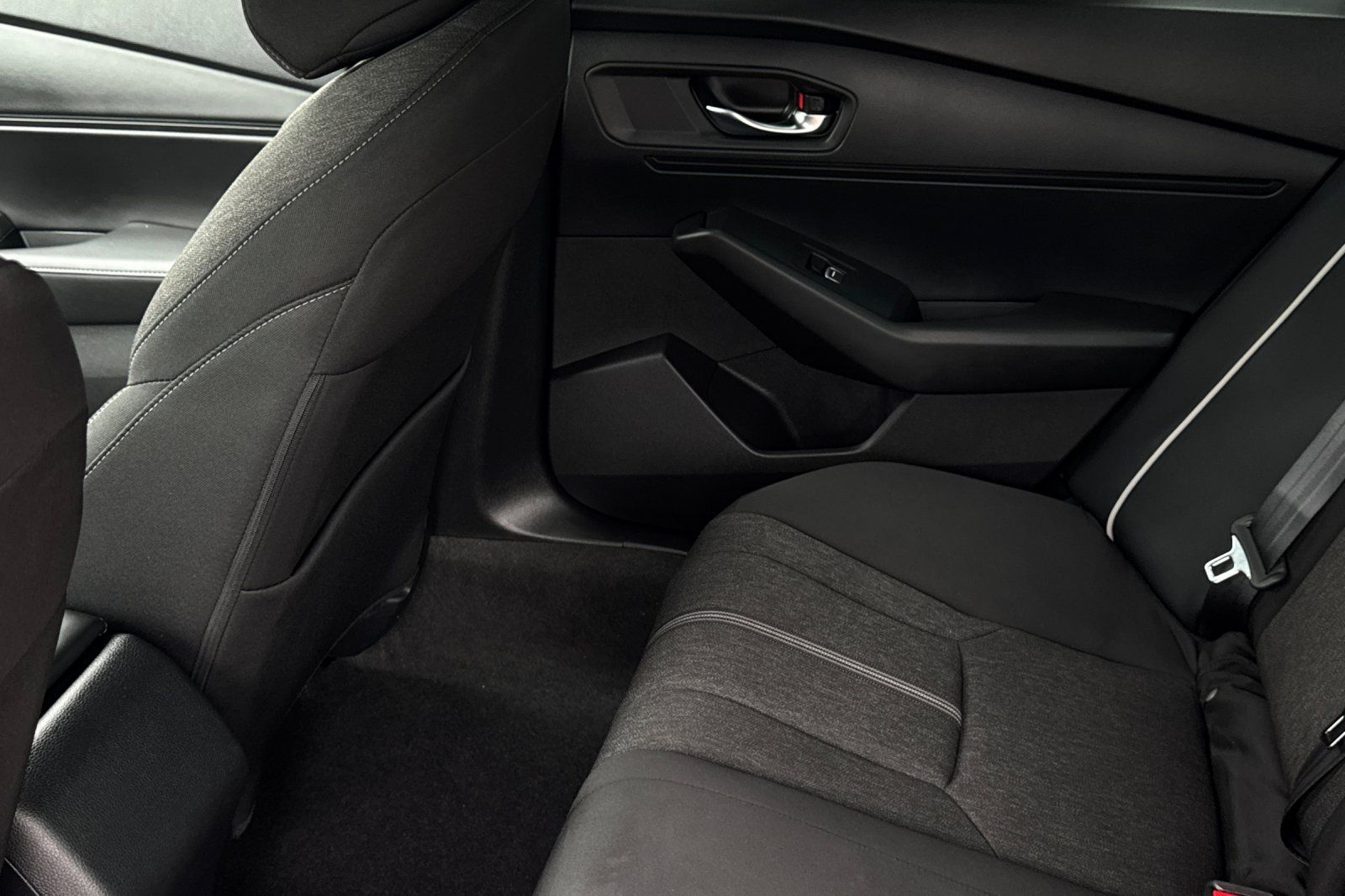 Used 2024 Honda Accord Sport image 12