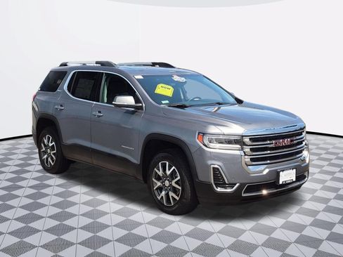 Certified 2021 GMC Acadia SLE w/ Driver Convenience Package FWD image 2
