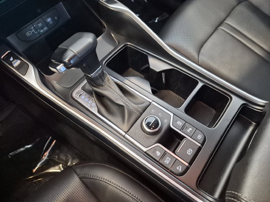 Used 2025 Kia Sorento EX AWD/4WD image 24