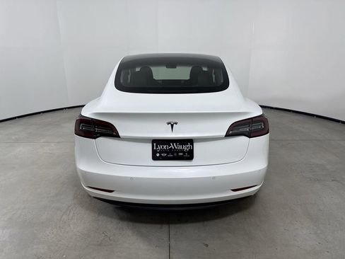 Used 2018 Tesla Model 3 Long Range image 6