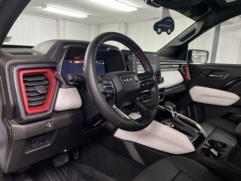Certified 2024 GMC Canyon AT4X AWD/4WD image 10