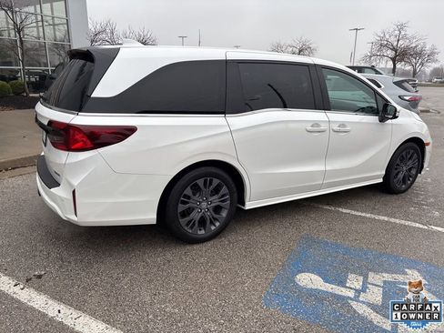 Used 2025 Honda Odyssey Touring image 28