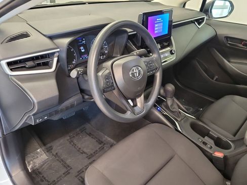 Used 2024 Toyota Corolla LE image 13