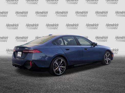 Used 2026 BMW i5 M60 AWD/4WD image 10