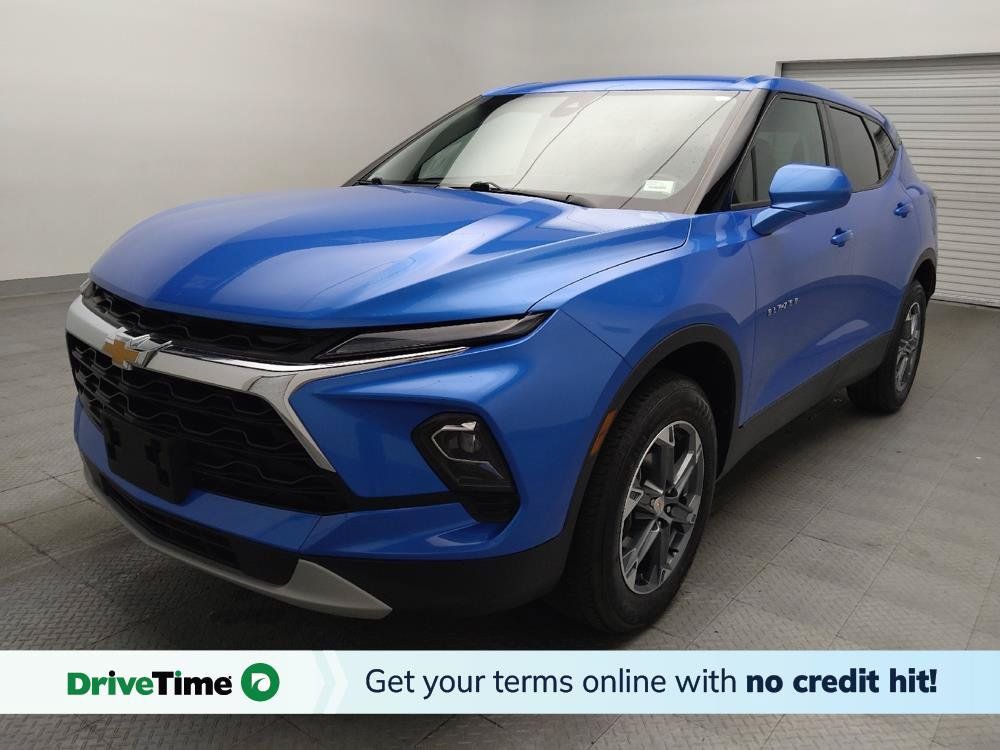 Used 2025 Chevrolet Blazer LT AWD/4WD image 1