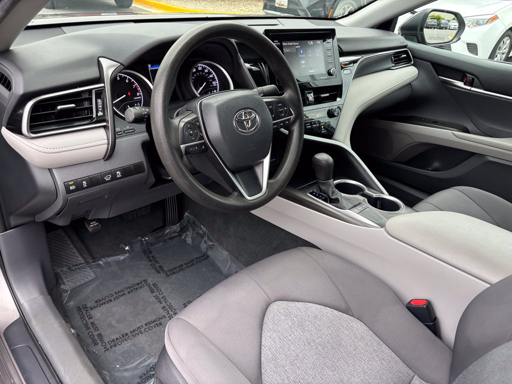 Used 2022 Toyota Camry LE FWD image 15