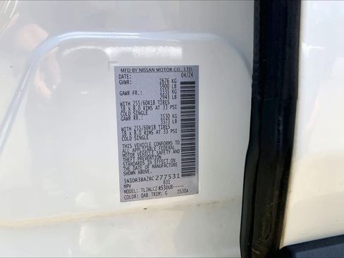 Used 2024 Nissan Pathfinder SV FWD image 33