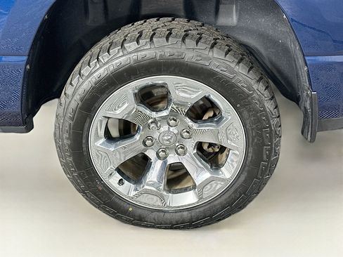 Used 2022 RAM 1500 Big Horn AWD/4WD image 11