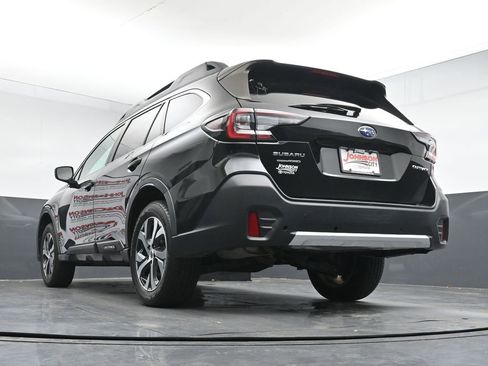Used 2022 Subaru Outback Limited AWD/4WD image 32