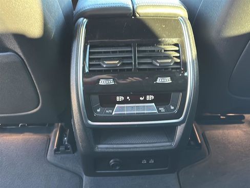 Used 2025 BMW X5 xDrive40i AWD/4WD image 18