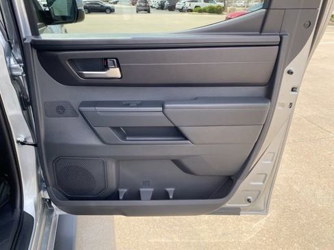 New 2026 Toyota Tundra SR5 AWD/4WD image 18