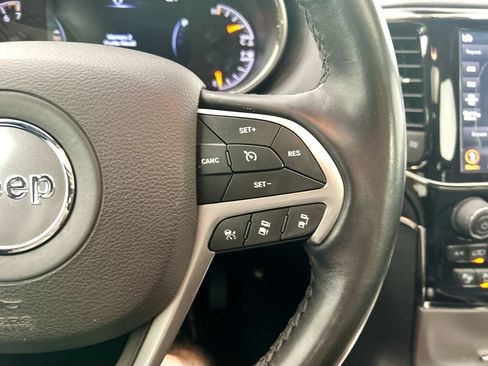 Used 2019 Jeep Grand Cherokee High Altitude RWD image 12