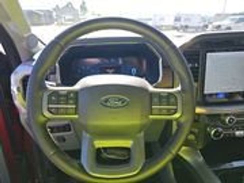 Used 2025 Ford F150 Lariat w/ Equipment Group 501A Mid AWD/4WD image 8