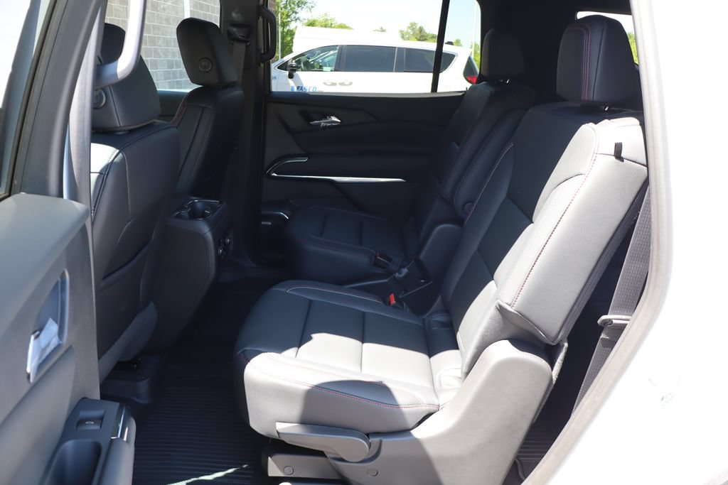New 2026 Chevrolet Traverse Z71 w/ Enhanced Driving Package AWD/4WD image 34