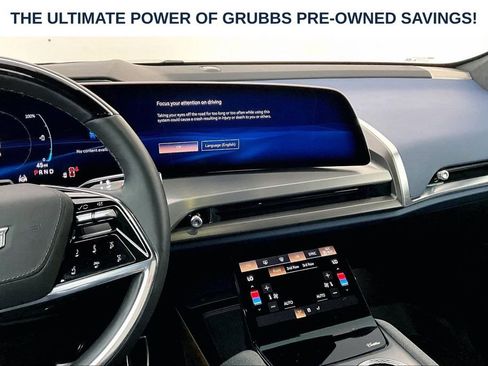 Used 2026 Cadillac Vistiq Premium Luxury w/ LPO, Floor Liner Package AWD/4WD image 9