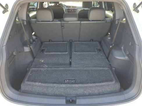 Used 2021 Volkswagen Tiguan SE FWD image 29