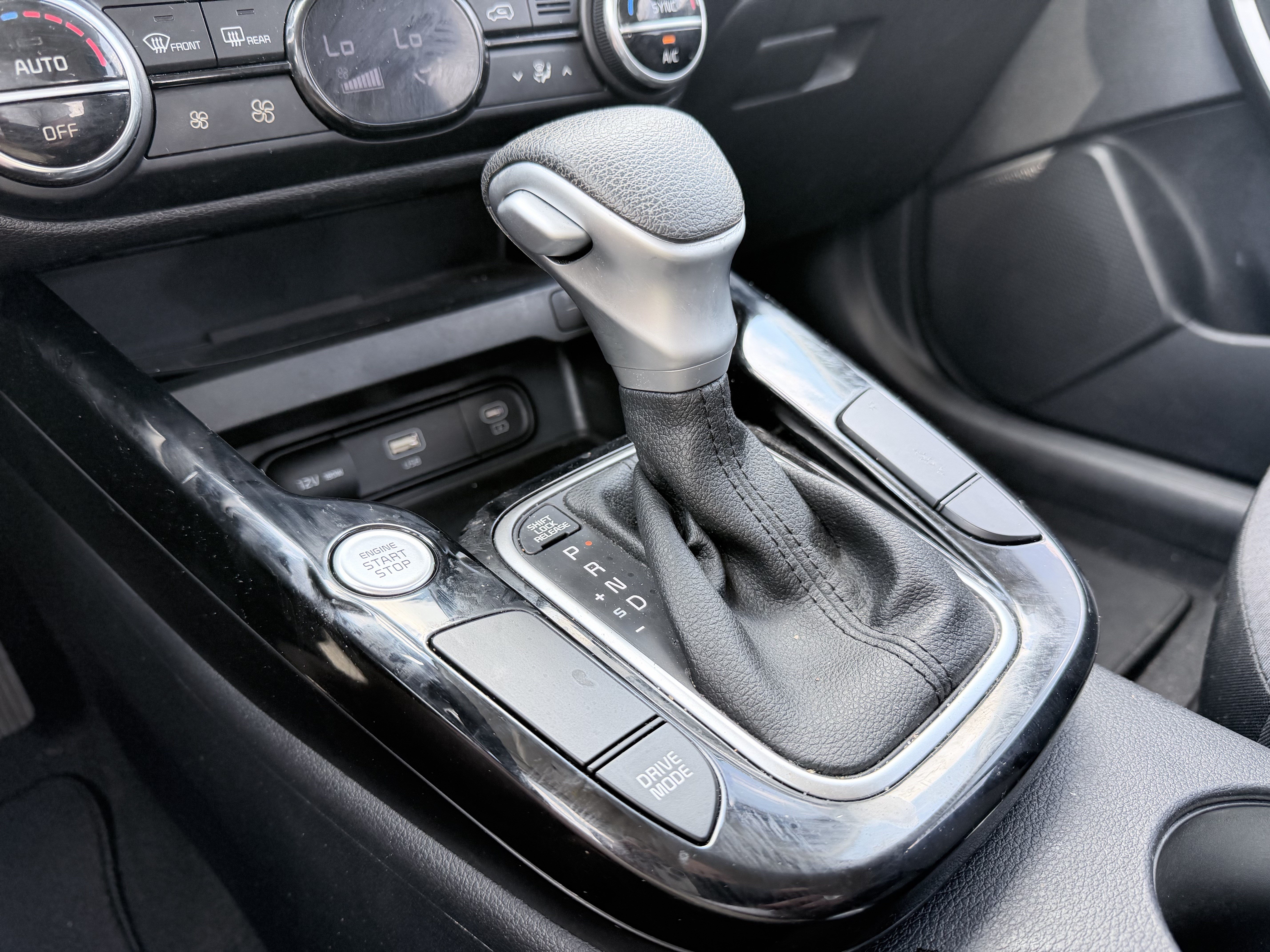 Used 2024 Kia Soul S FWD image 10