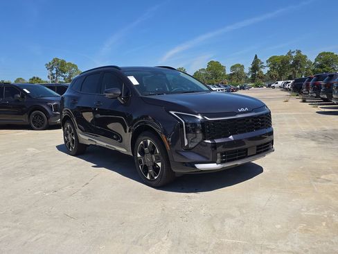 New 2026 Kia Sportage SX AWD/4WD image 2